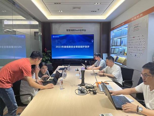 信息产品安全等级资格认证,由公安机关依据《中华人民共和国网络安全